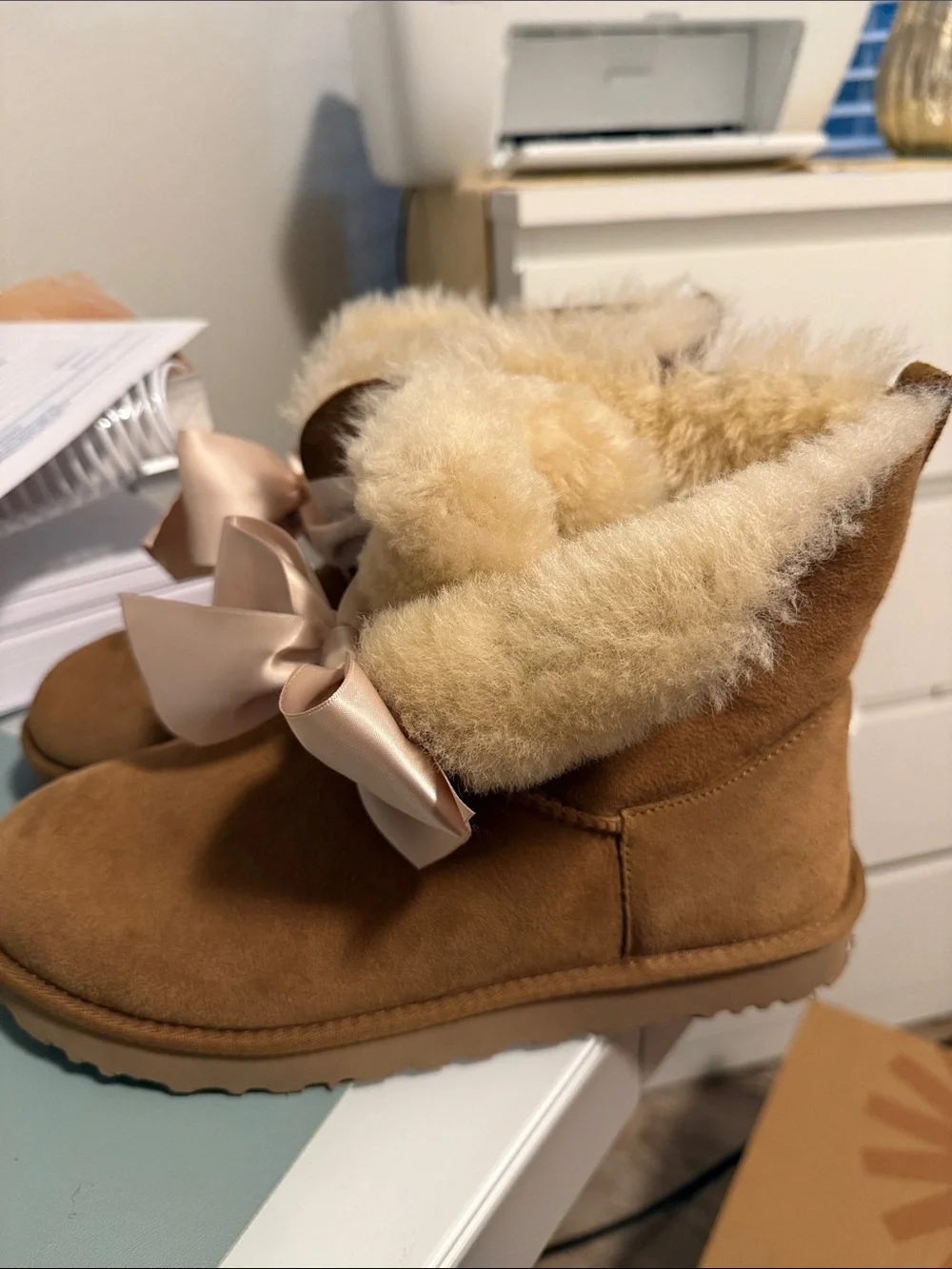 Ugg Plush Lined Bow Accent Women’s Ankle Boots - Chestnut